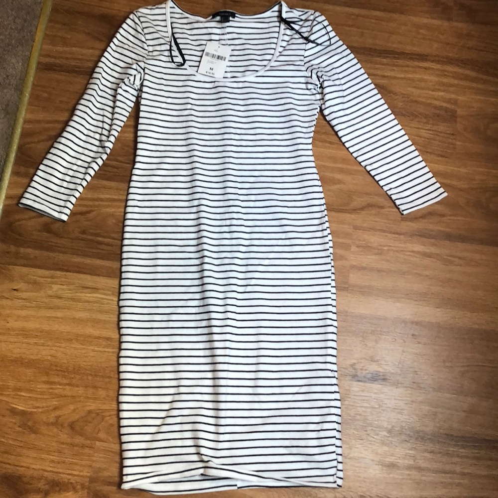 Forever 21 Black and white stripped midi dress